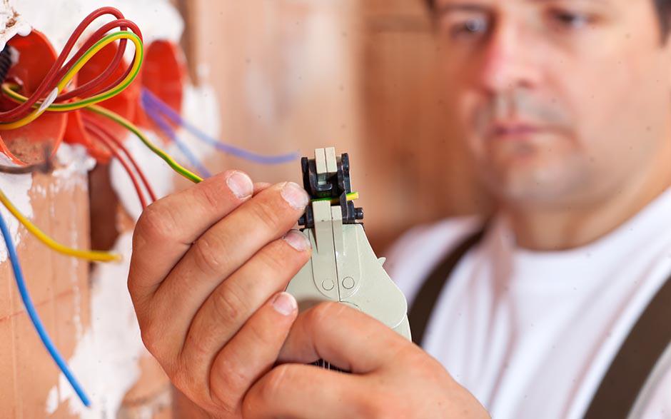 électricien dans le bâtiment Paris 16